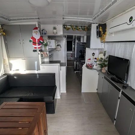 Peniche Prive 2 船上ホテル *